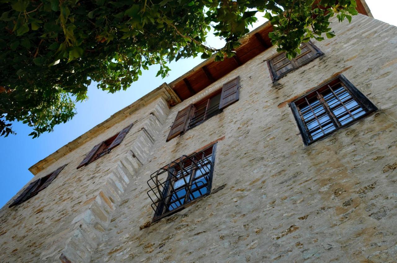 Alatinos Hotel Pinakatai Exterior photo