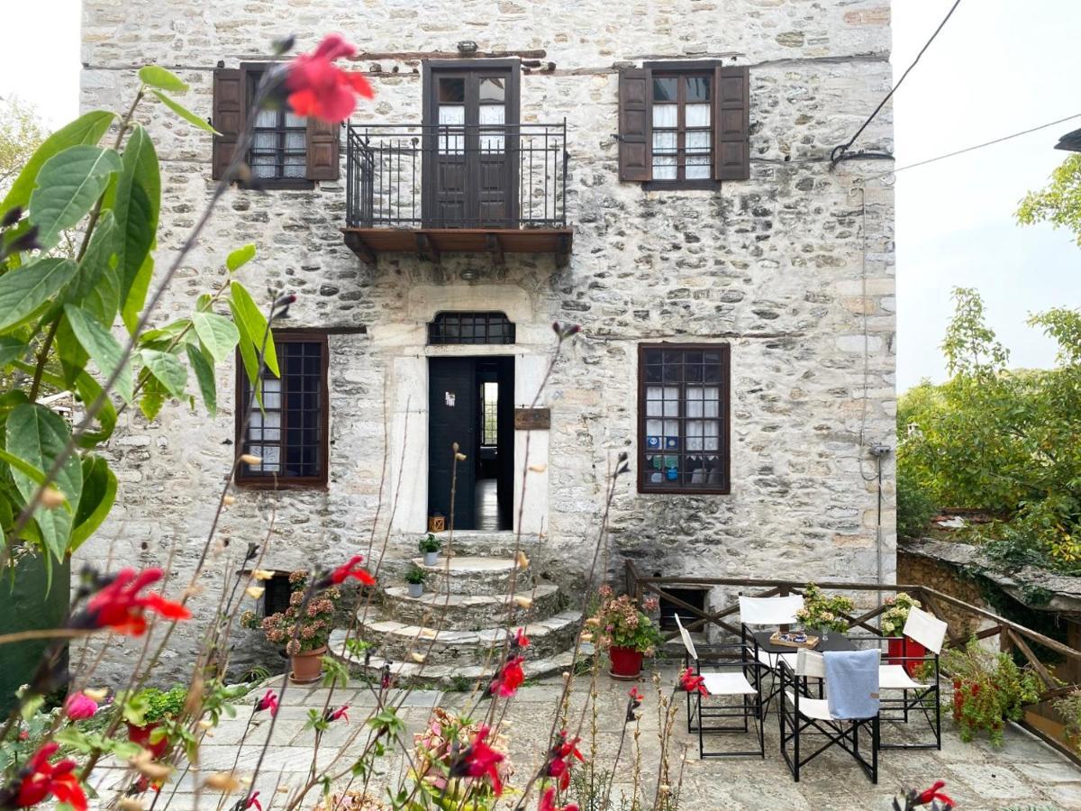 Alatinos Hotel Pinakatai Exterior photo